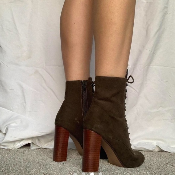 Y2K Green suede lace up chunky Steve Madden booties - Picture 3 of 8